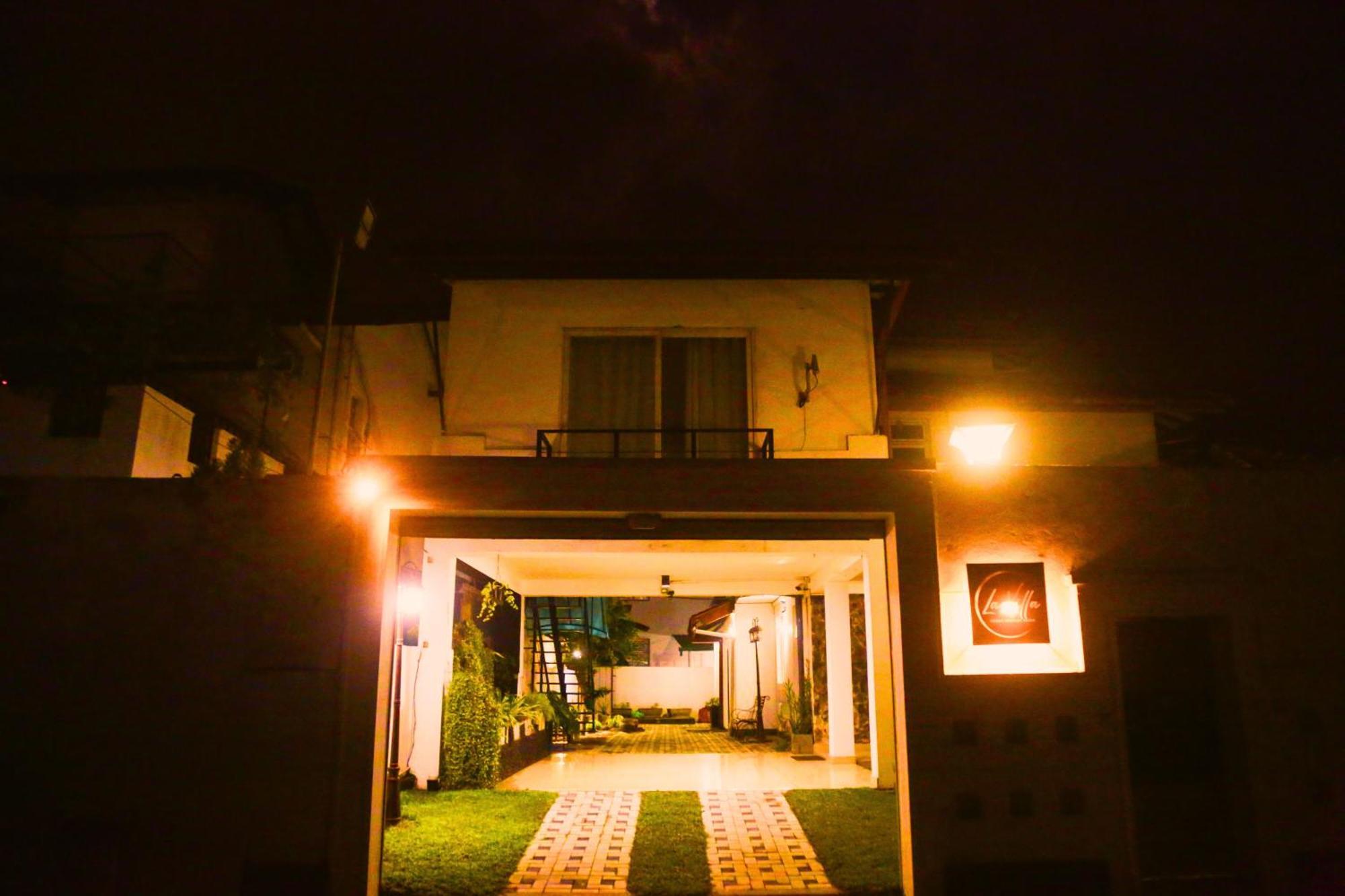 Ared Villa Katunayaka Exterior foto